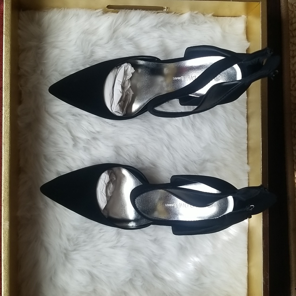 🖤Brand New Pointed Toe Heels - Picture 2 of 8